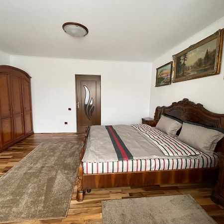 M & I Apartment 3 เตอร์กู-มูเรช ภายนอก รูปภาพ