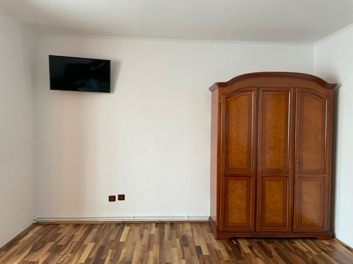 M & I Apartment 3 เตอร์กู-มูเรช ภายนอก รูปภาพ