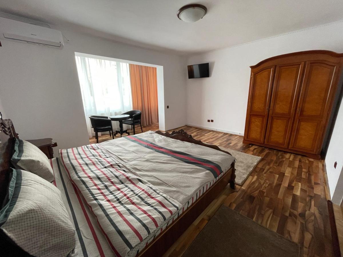 M & I Apartment 3 เตอร์กู-มูเรช ภายนอก รูปภาพ